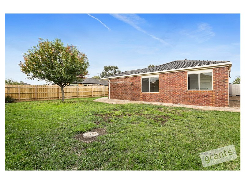 5 Kinsale View, Berwick VIC 3806