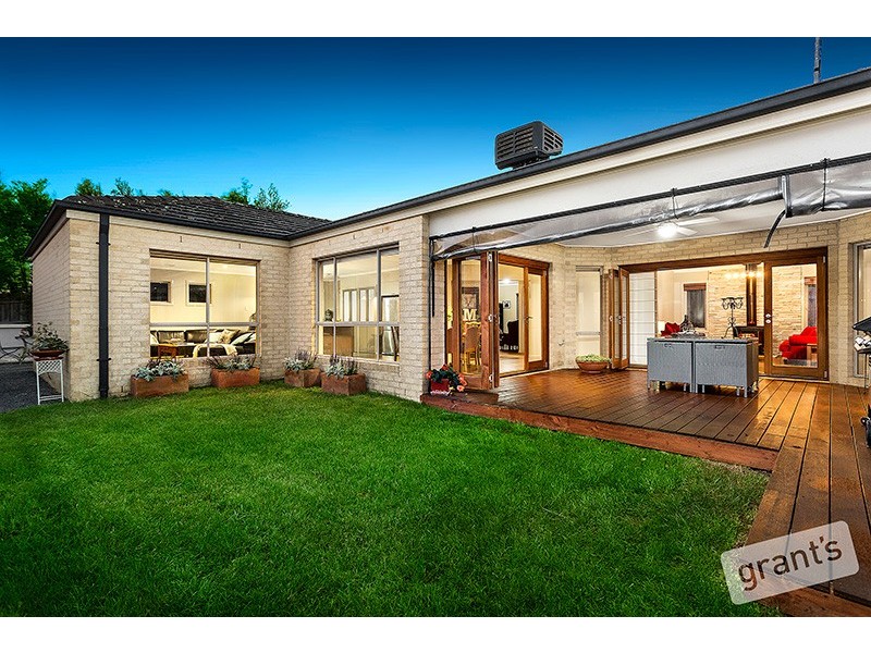 65 Scenic Drive, Beaconsfield VIC 3807