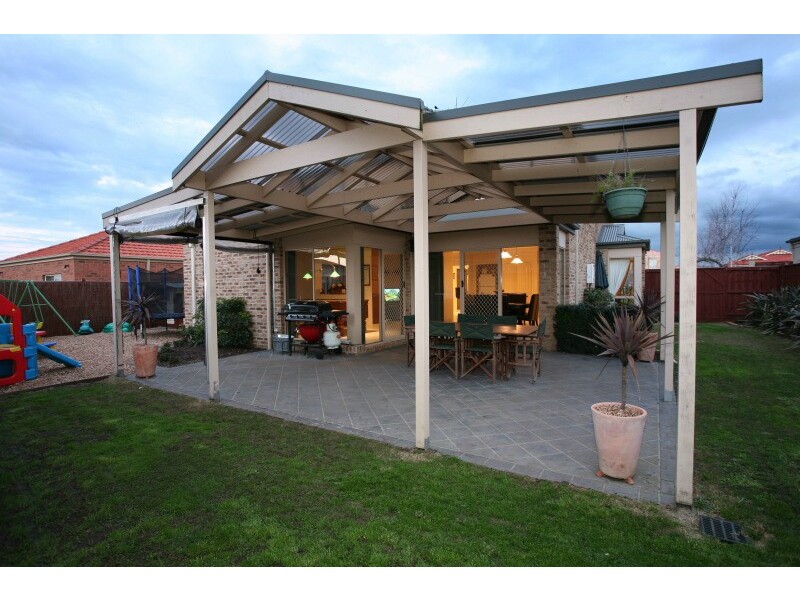 5 View Park Circuit, Narre Warren South VIC 3805