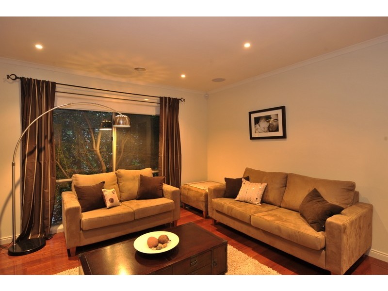 11 Yiota Court, Berwick VIC 3806