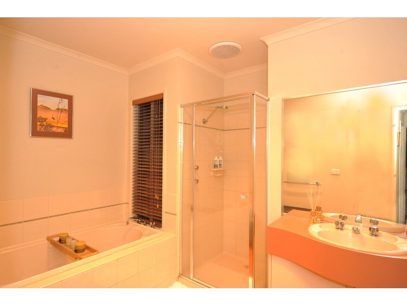 11 Yiota Court, Berwick VIC 3806