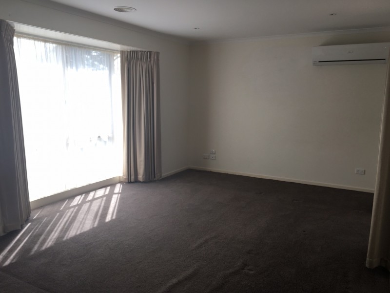 43 Amber Crescent, Narre Warren VIC 3805