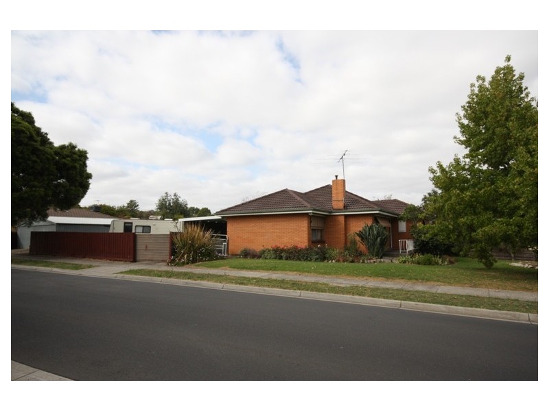1 Evan Street, Berwick VIC 3806