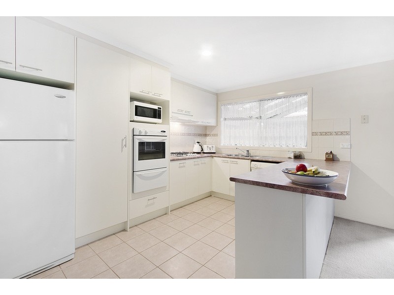 6 Filante Grove, Berwick VIC 3806