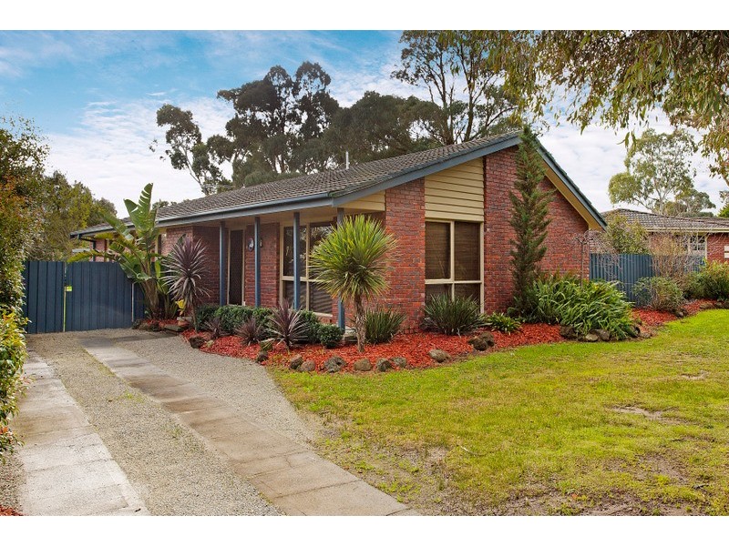 5 Gifford Close, Berwick VIC 3806