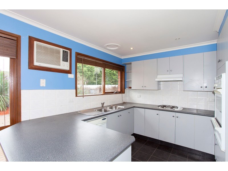 5 Gifford Close, Berwick VIC 3806