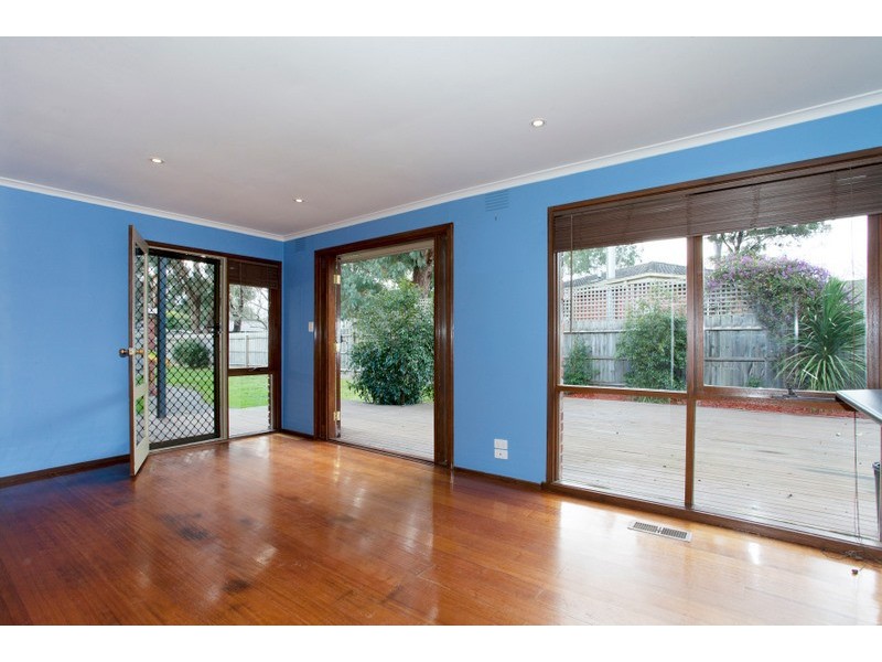 5 Gifford Close, Berwick VIC 3806