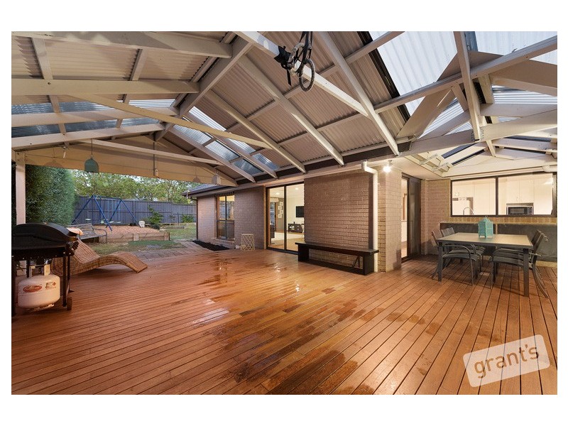 4 Stringybark Court, Berwick VIC 3806