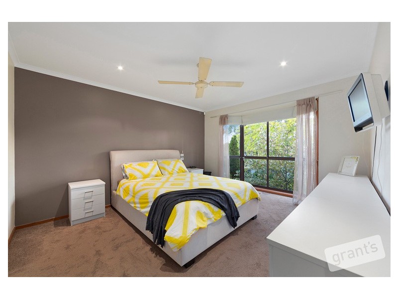 4 Stringybark Court, Berwick VIC 3806