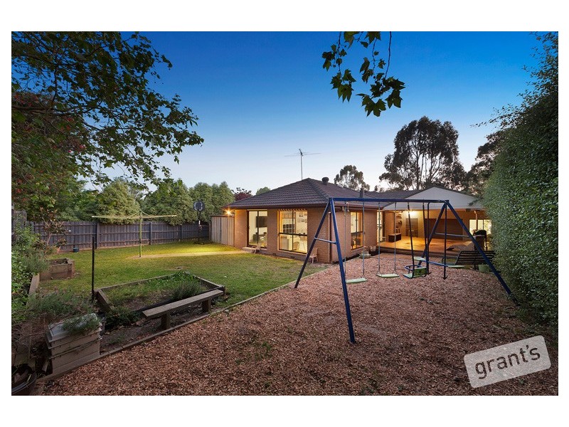4 Stringybark Court, Berwick VIC 3806