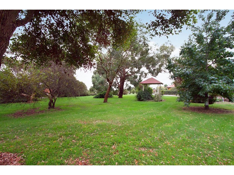 1455 Pound Road, Clyde North VIC 3978