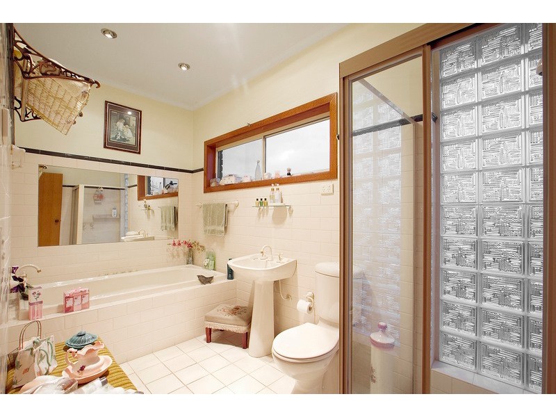 1455 Pound Road, Clyde North VIC 3978