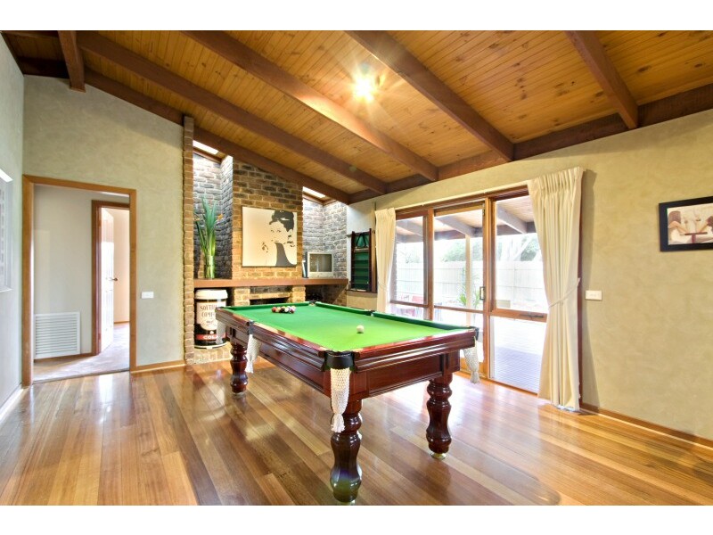 5 Yarrow Court, Berwick VIC 3806