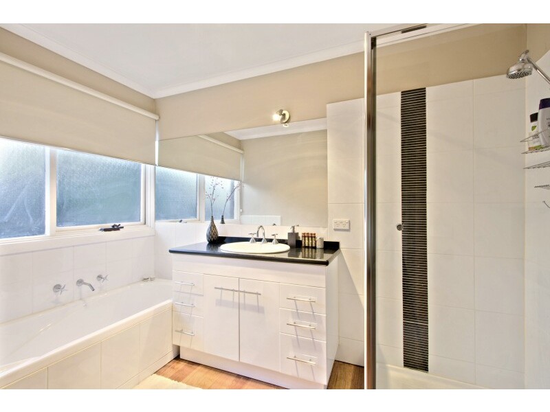 5 Yarrow Court, Berwick VIC 3806