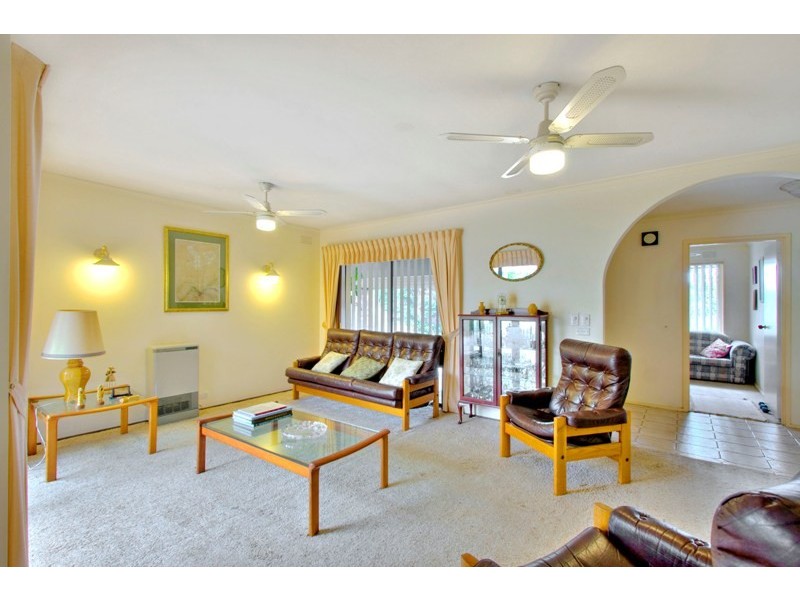 2 Shute Avenue, Berwick VIC 3806