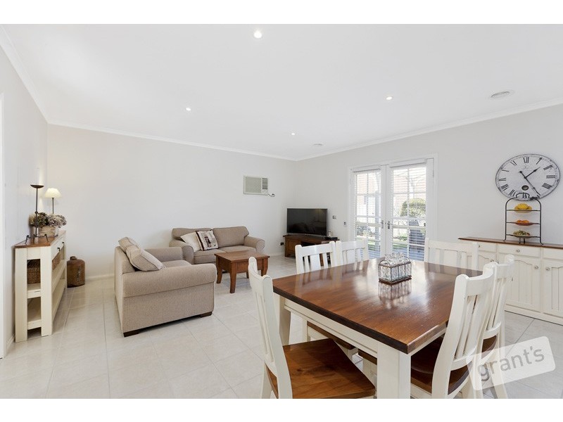 11 Maybury Court, Berwick VIC 3806