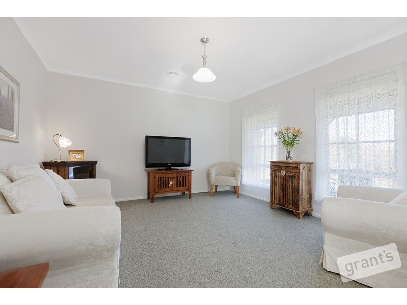 11 Maybury Court, Berwick VIC 3806