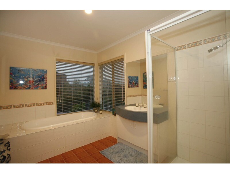 3 Viewbank Rise, Beaconsfield VIC 3807