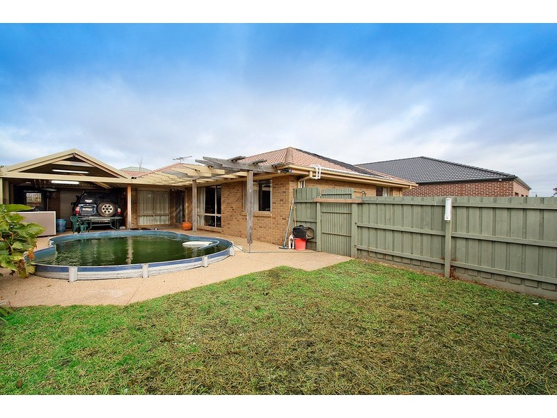39 Albrecht Avenue, Berwick VIC 3806