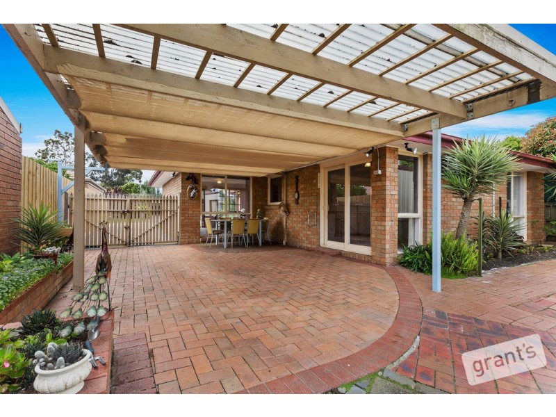 15 Festival Terrace, Berwick VIC 3806