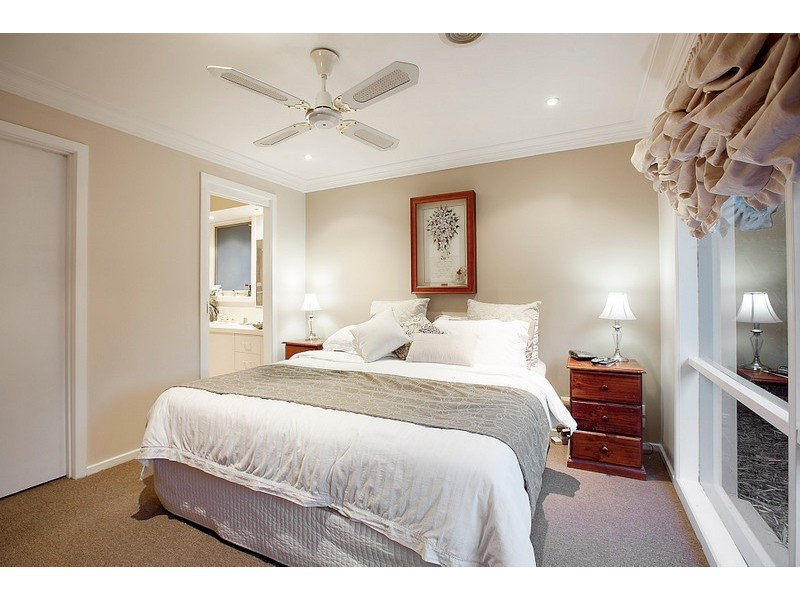 28 Coowarra Way, Berwick VIC 3806