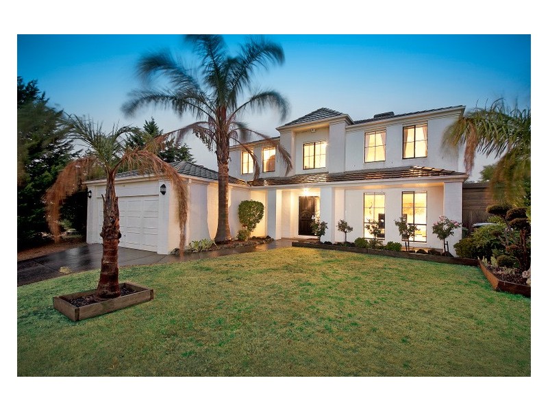 4 Crabill Walk, Narre Warren South VIC 3805