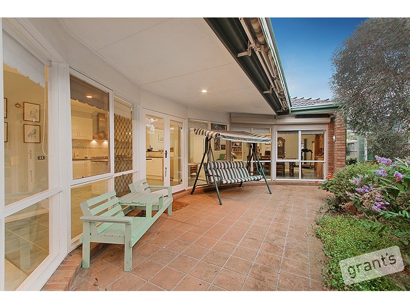 30 Moondarra Drive, Berwick VIC 3806