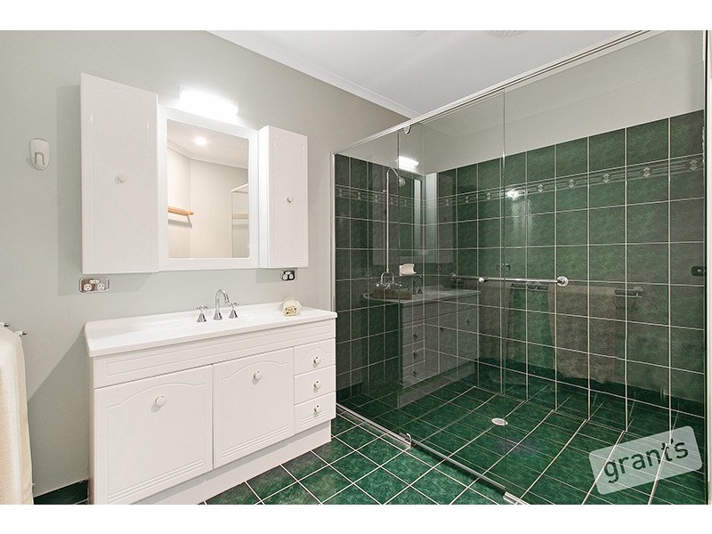 30 Moondarra Drive, Berwick VIC 3806