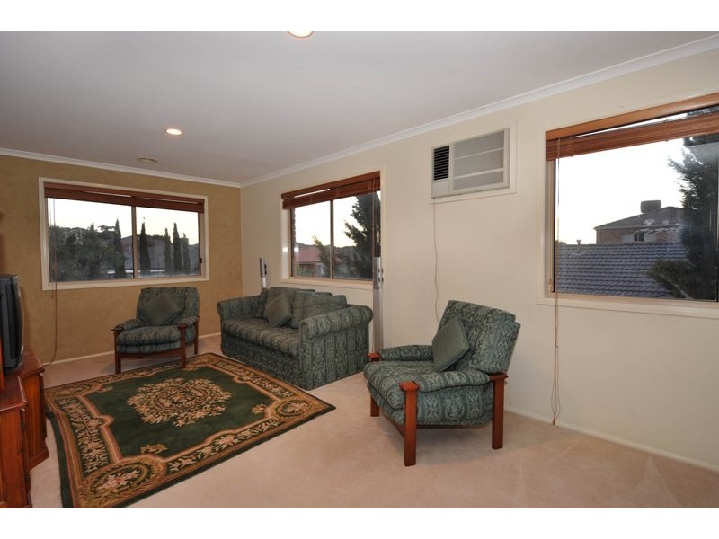 19 Sycamore Court, Narre Warren South VIC 3805