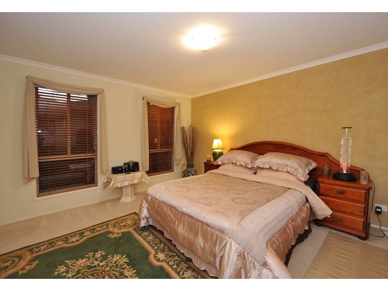 19 Sycamore Court, Narre Warren South VIC 3805