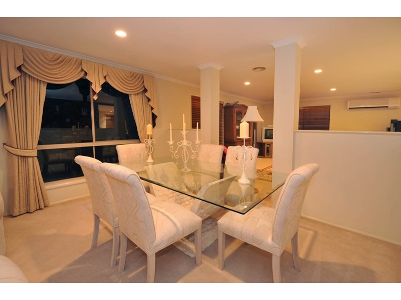 19 Sycamore Court, Narre Warren South VIC 3805