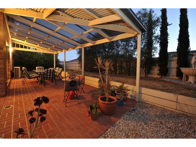 19 Sycamore Court, Narre Warren South VIC 3805