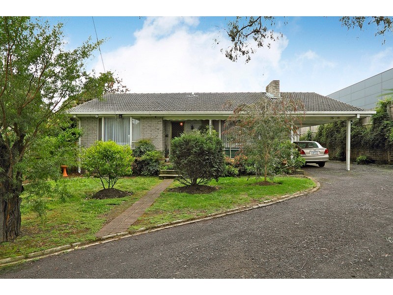 2 Mansfield Street, Berwick VIC 3806