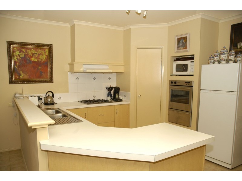 17 Deakin Court, Berwick VIC 3806