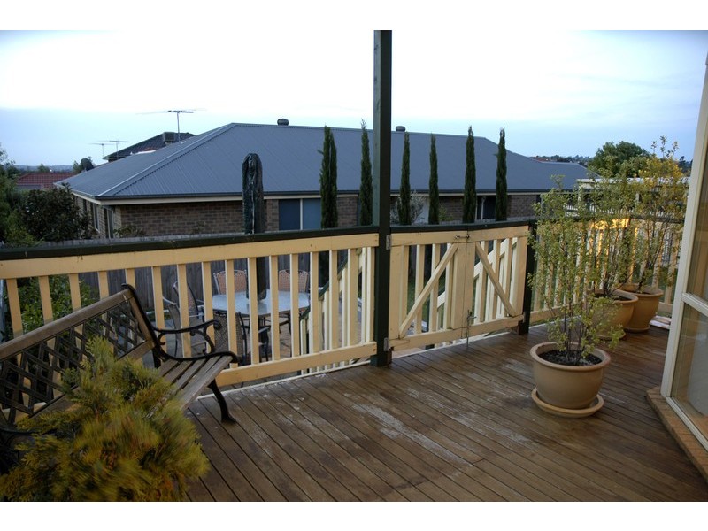 17 Deakin Court, Berwick VIC 3806