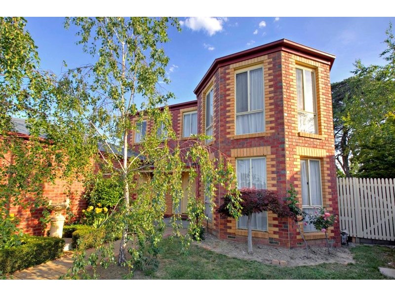 9 Ferncroft Court, Berwick VIC 3806