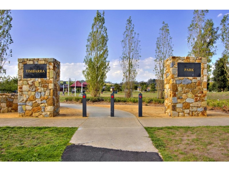 24/2-6 Jerilderie Drive, Berwick VIC 3806