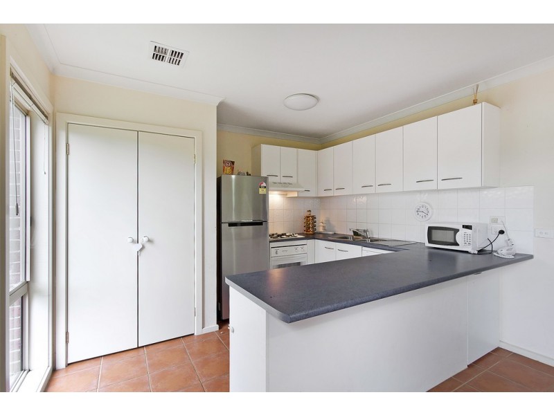 24/2-6 Jerilderie Drive, Berwick VIC 3806