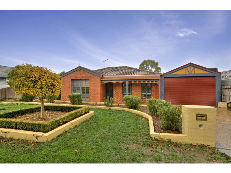 12 Wimmera Court, Berwick VIC 3806