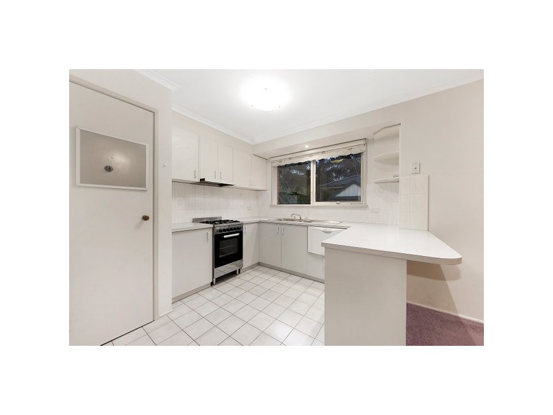 25 Leonard Avenue, Berwick VIC 3806