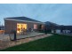 10 Rodlarni Crescent, Berwick VIC 3806
