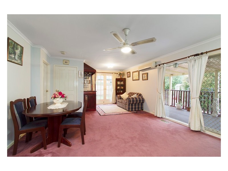 16 Sharpe Court, Berwick VIC 3806