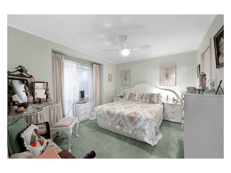 11 Yate Mews, Berwick VIC 3806