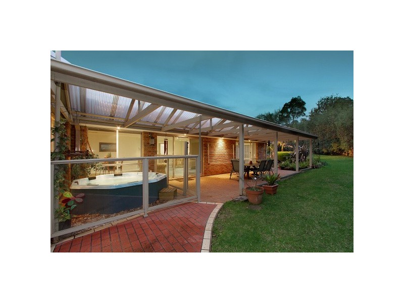 14 Christine Avenue, Berwick VIC 3806