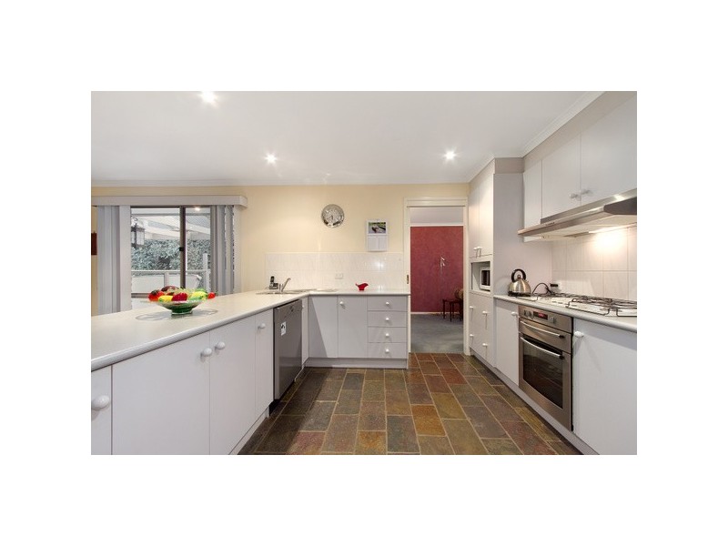 14 Christine Avenue, Berwick VIC 3806