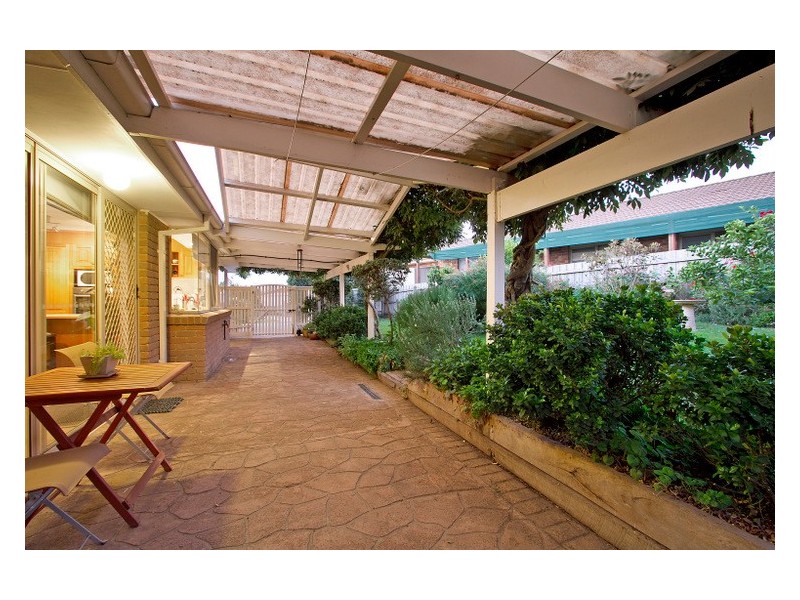 18 Ami Court, Berwick VIC 3806