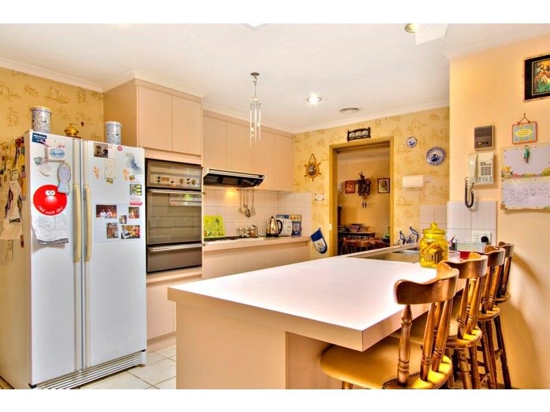 46 Collins Crescent, Berwick VIC 3806