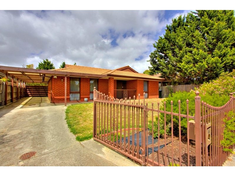 46 Collins Crescent, Berwick VIC 3806