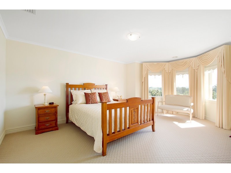 41-43 Brookvale Close, Beaconsfield VIC 3807