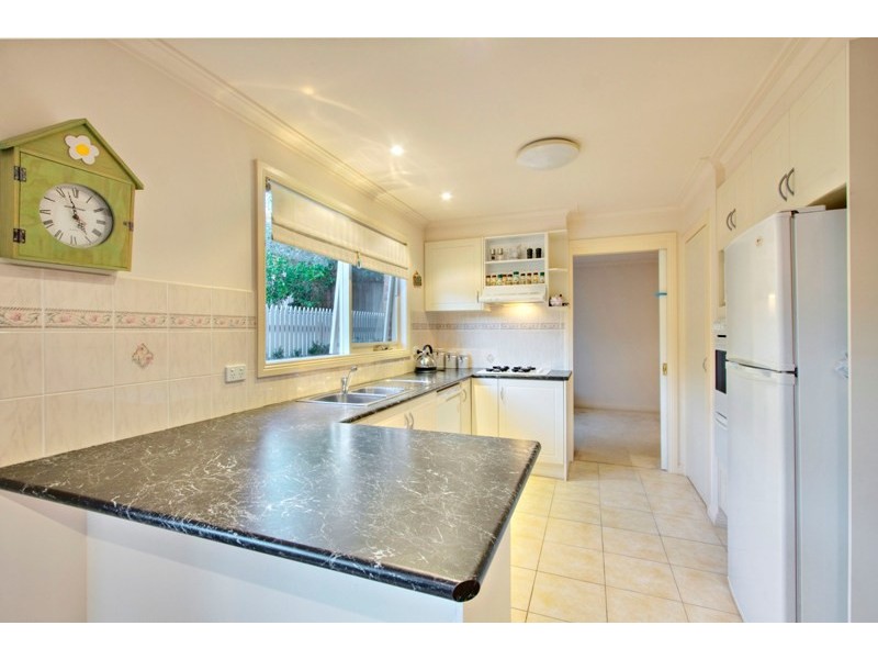 130 Bemersyde Drive, Berwick VIC 3806